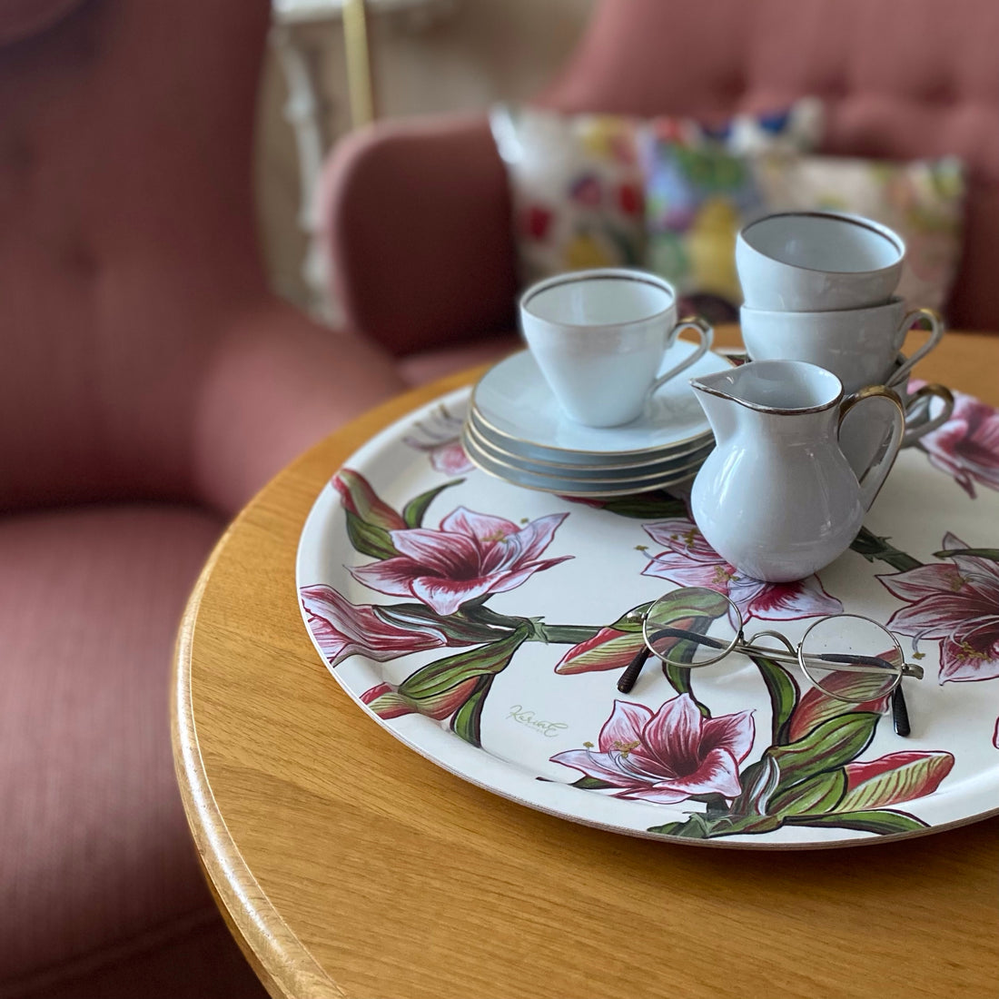 Amaryllis - vassoio rotondo, pattern fiorito, bianco panna, 38 cm diametro